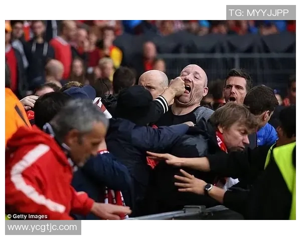 足球史上两大暴力球星是谁 他们的暴力行为如何影响了比赛和球迷 足球史上两大暴力球星是谁 他们的暴力行为如何影响了比赛和球迷